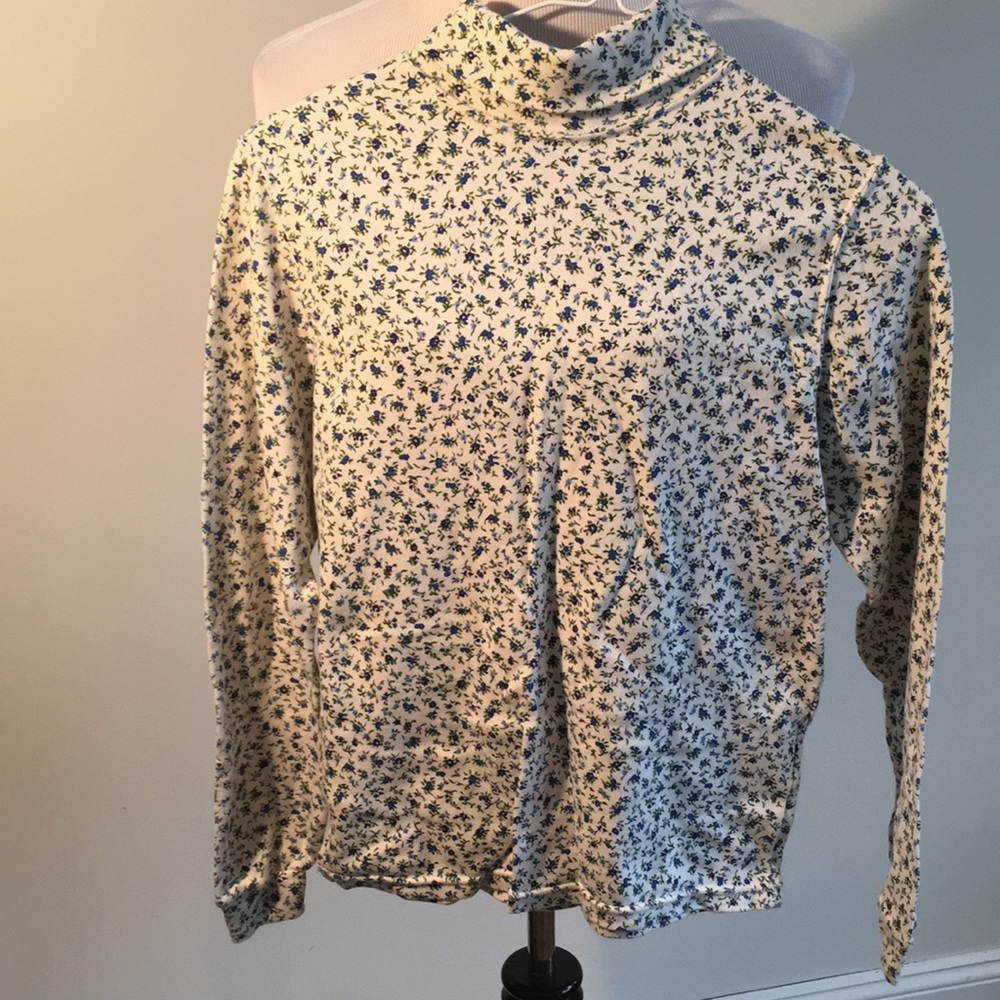 Basic Editions floral long sleeve top